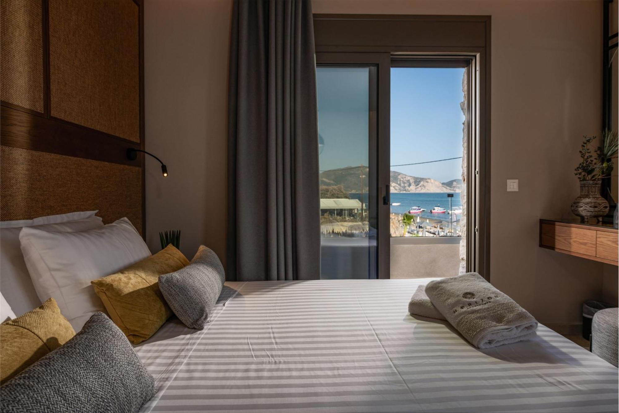 Horizon Apartments - Beachfront Luxury, By Zantewize 拉加纳斯 外观 照片