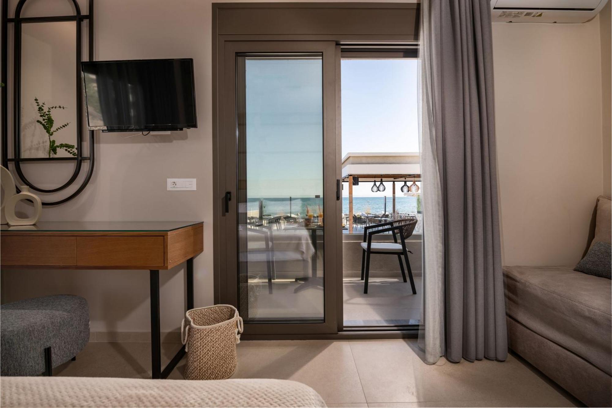 Horizon Apartments - Beachfront Luxury, By Zantewize 拉加纳斯 外观 照片