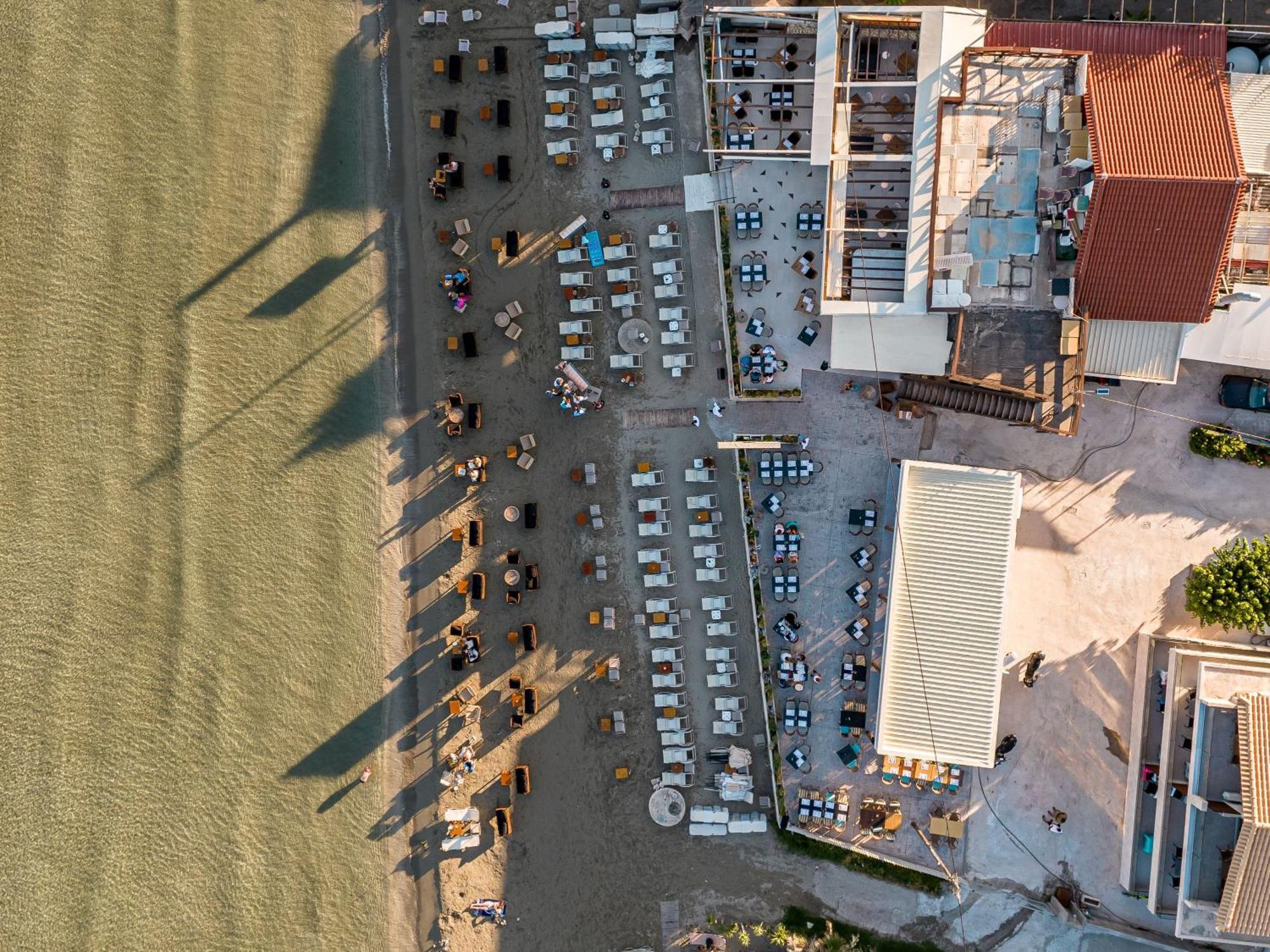 Horizon Apartments - Beachfront Luxury, By Zantewize 拉加纳斯 外观 照片
